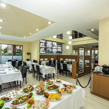 Santa Marina 3* Antalya