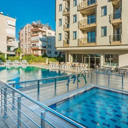 Santa Marina Otel 3*