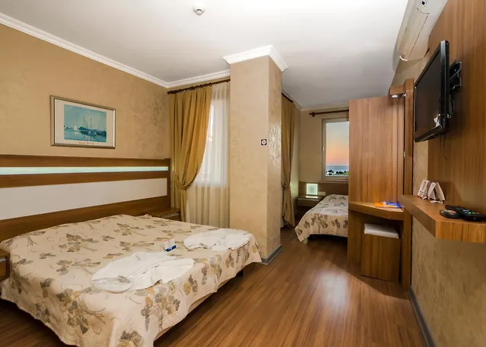 Santa Marina Szálloda