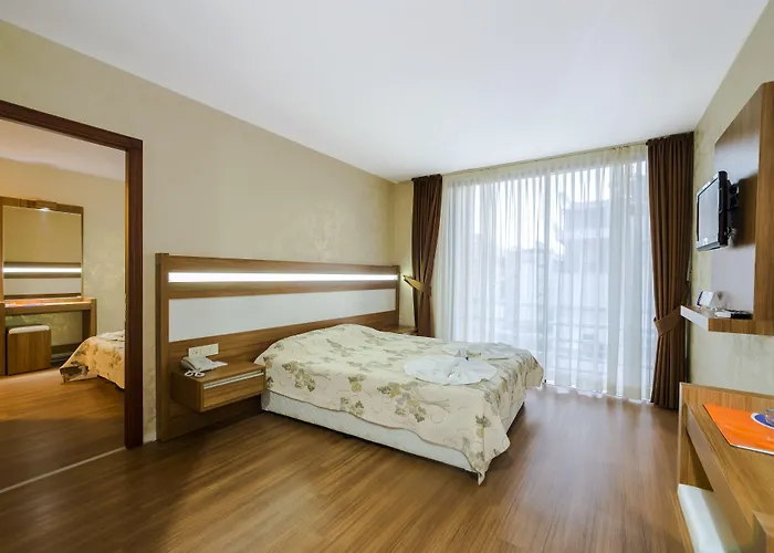 Szálloda Santa Marina 3*