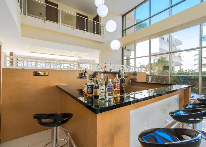 Santa Marina Szálloda 3*