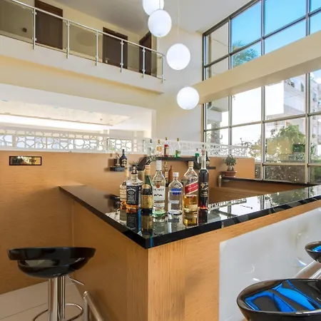 Santa Marina Hotel 3*