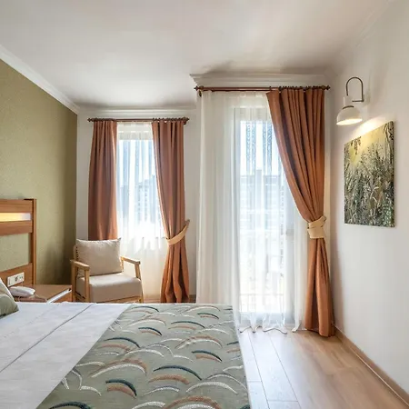 Hotel La Brisa 3*