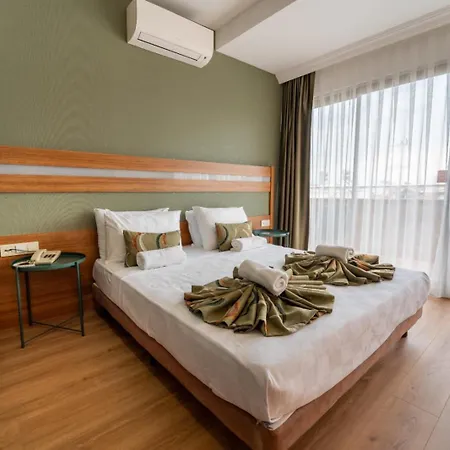 Otel La Brisa 3*