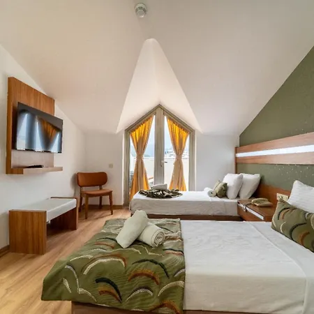 Otel La Brisa 3*