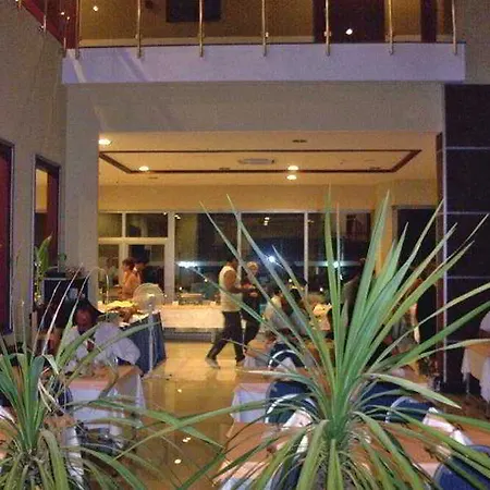Santa Marina Hotel 3*