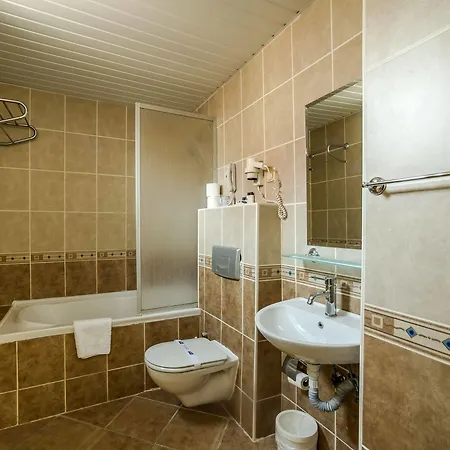 Santa Marina Otel 3*