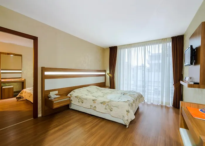 La Brisa Hotel