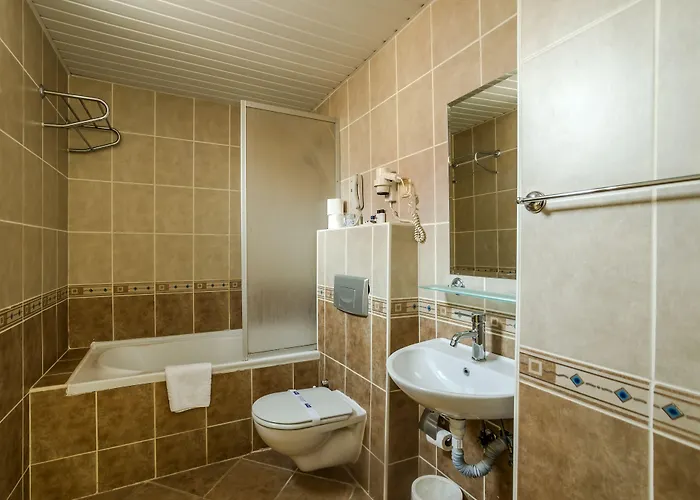 La Brisa Hotel