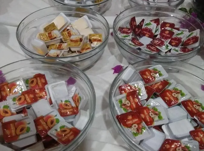 Szálloda La Brisa Hotel Antalya